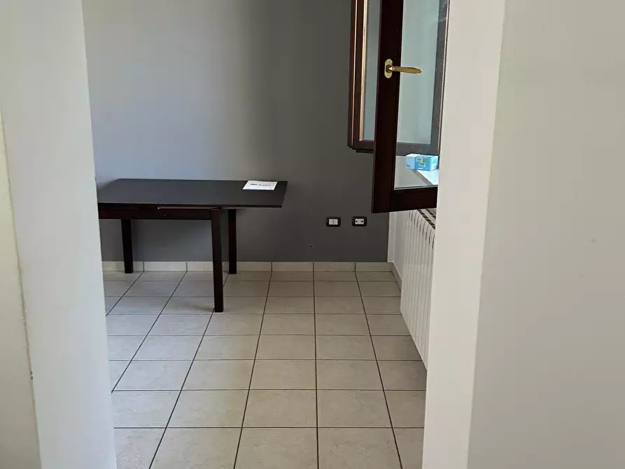 Immagine 8 di Appartamento in vendita  a Cecina