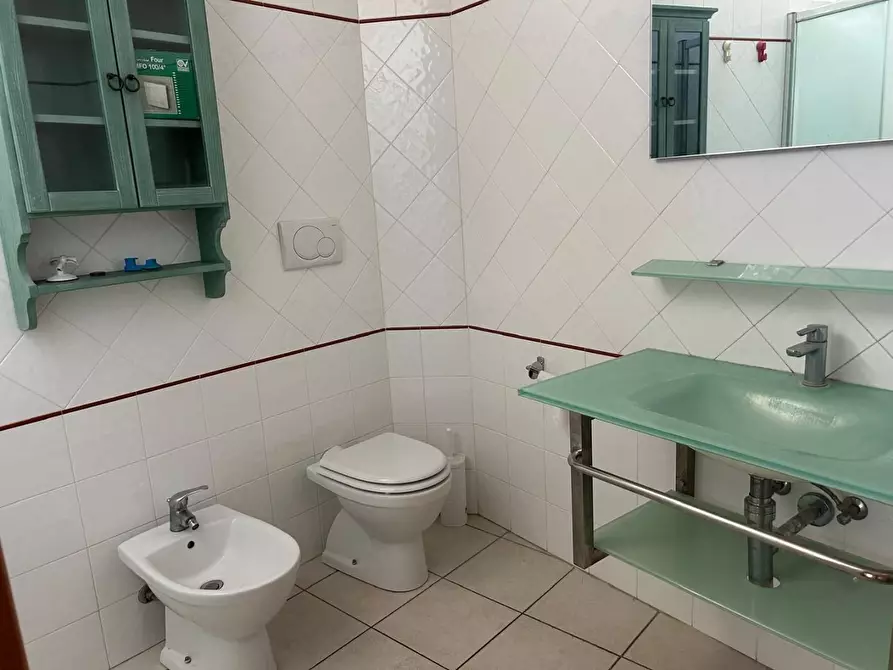 Immagine 19 di Appartamento in vendita  a Cecina