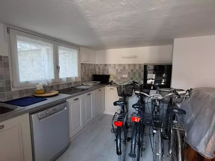 Immagine 22 di Casa bifamiliare in vendita  a Carrara