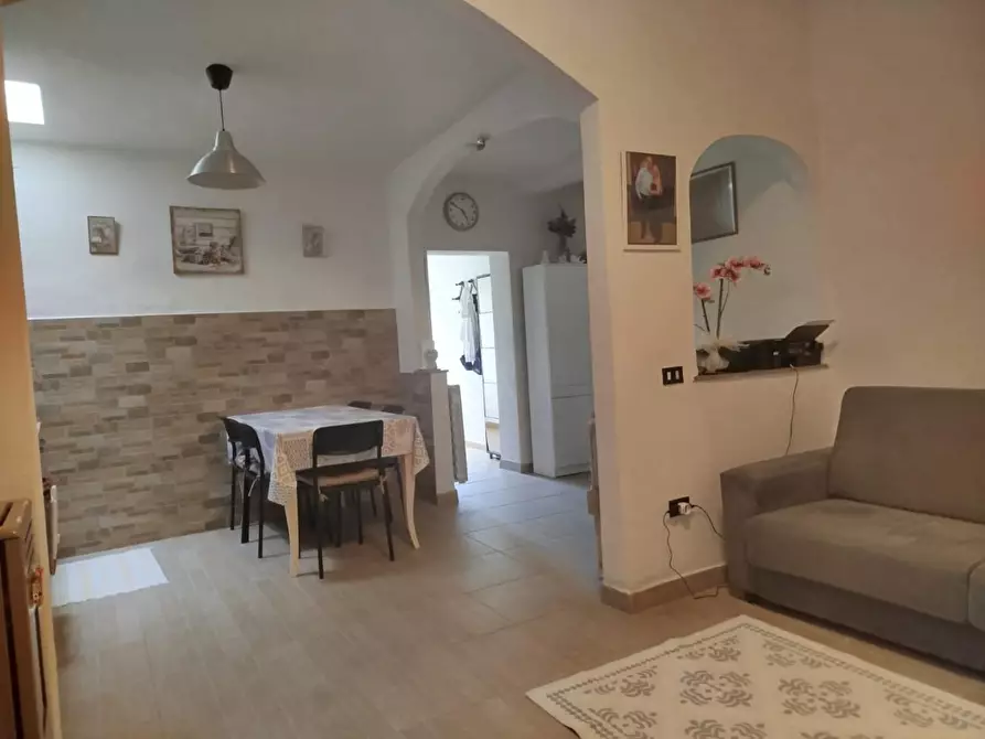 Immagine 5 di Villa in vendita  a Pisa