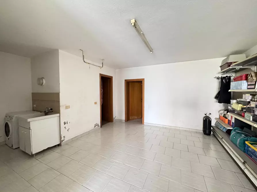 Immagine 72 di Villetta a schiera in vendita  a Empoli