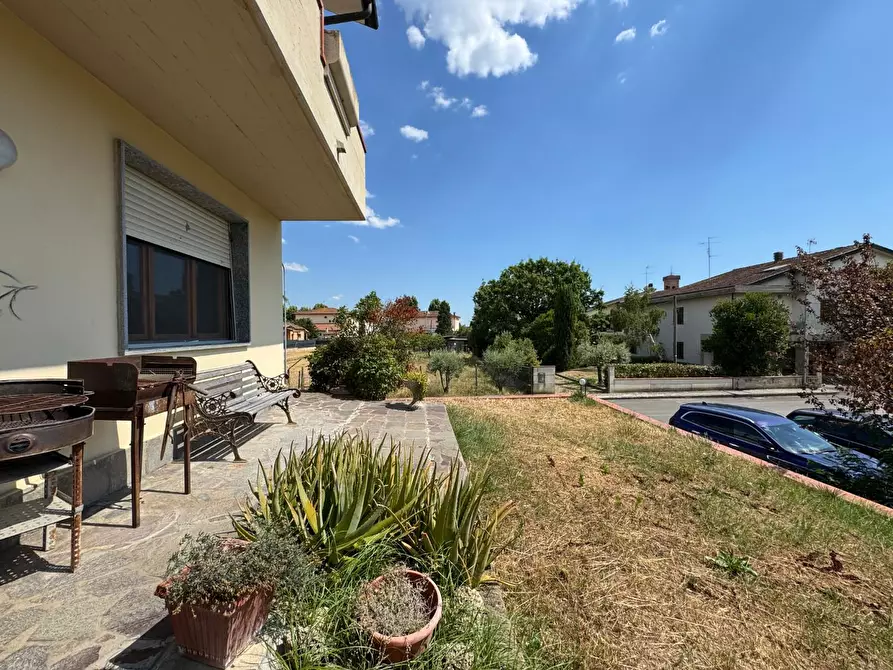 Immagine 4 di Villetta a schiera in vendita  a Empoli