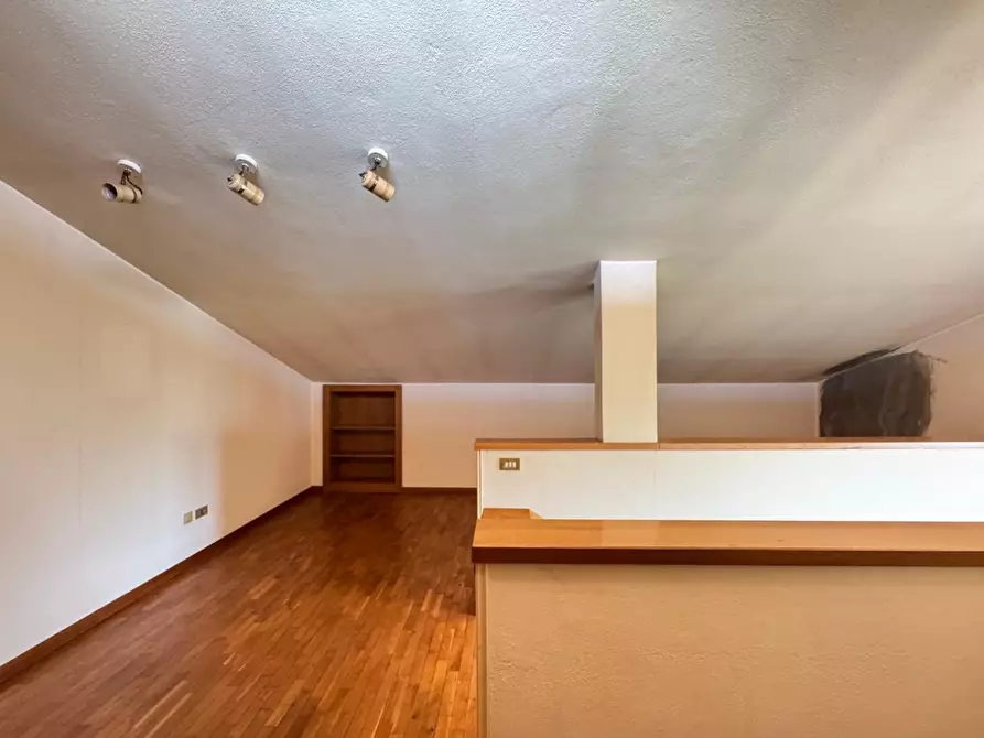 Immagine 51 di Villetta a schiera in vendita  a Empoli