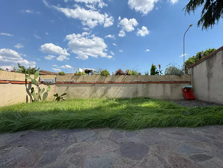 Immagine 13 di Villetta a schiera in vendita  a Empoli