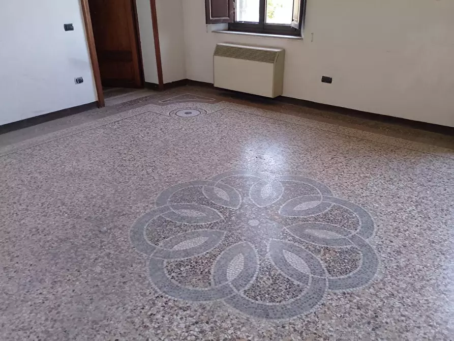 Immagine 2 di Appartamento in vendita  a Vicopisano