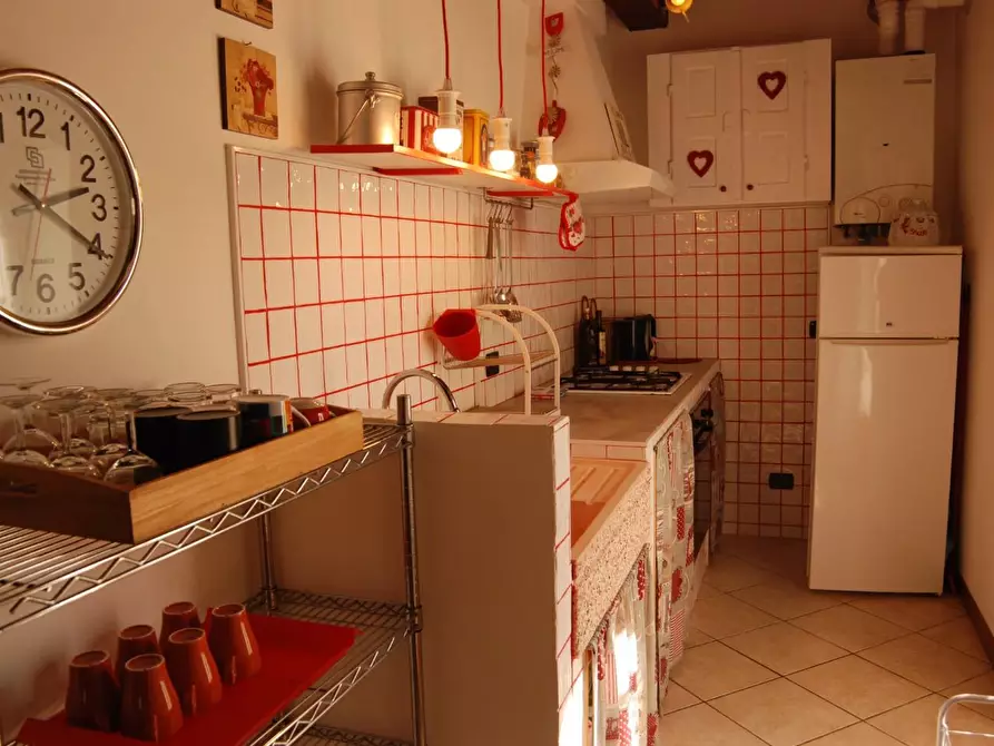 Immagine 15 di Rustico / casale in vendita  a Capannori