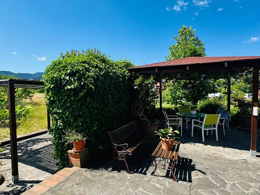 Immagine 30 di Rustico / casale in vendita  a Capannori