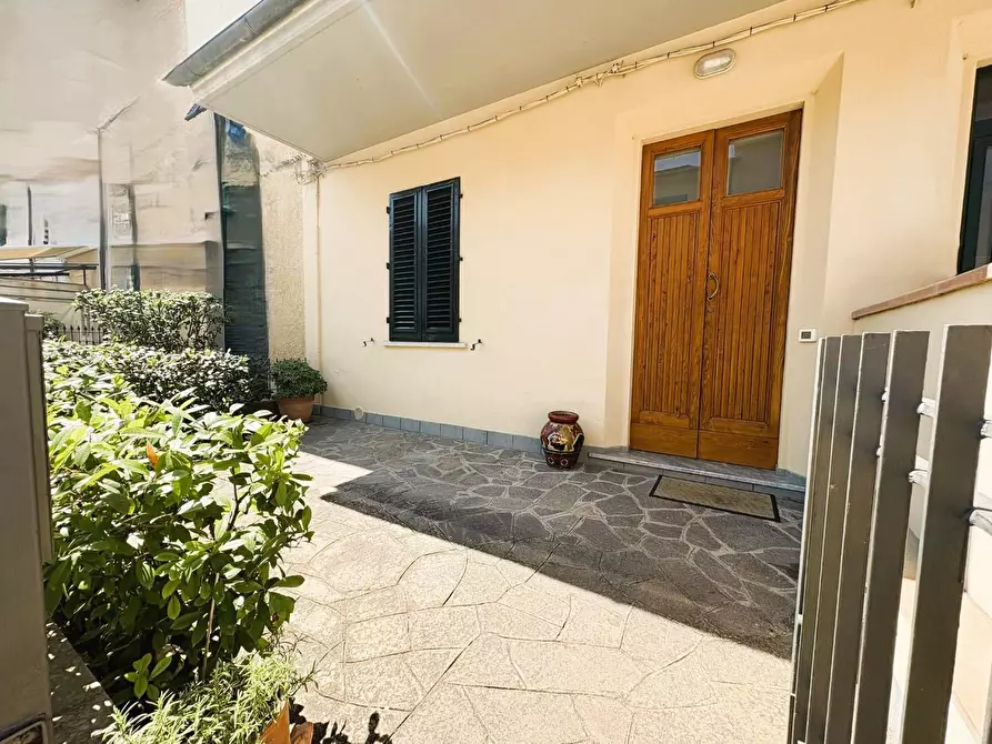 Immagine 38 di Appartamento in vendita  a Empoli