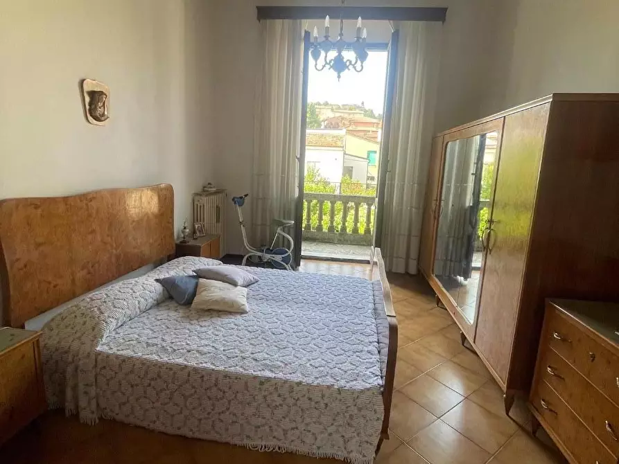 Immagine 6 di Appartamento in vendita  a Montalcino