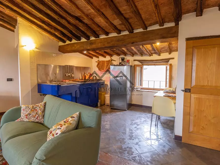 Immagine 12 di Appartamento in vendita  a Radicondoli