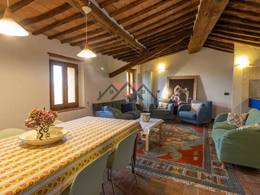 Immagine 5 di Appartamento in vendita  a Radicondoli