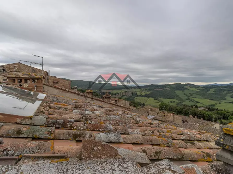 Immagine 22 di Appartamento in vendita  a Radicondoli