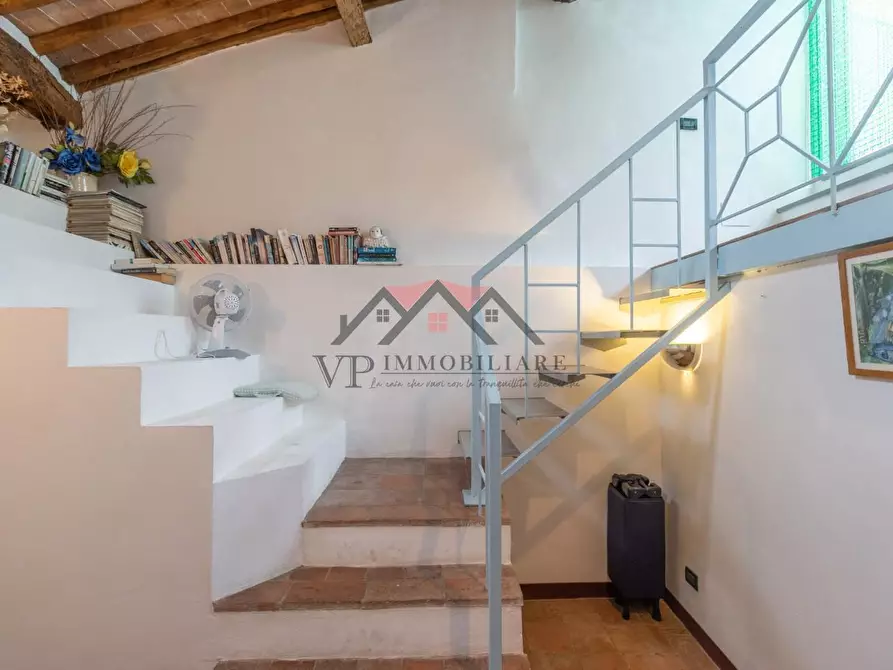 Immagine 15 di Appartamento in vendita  a Radicondoli