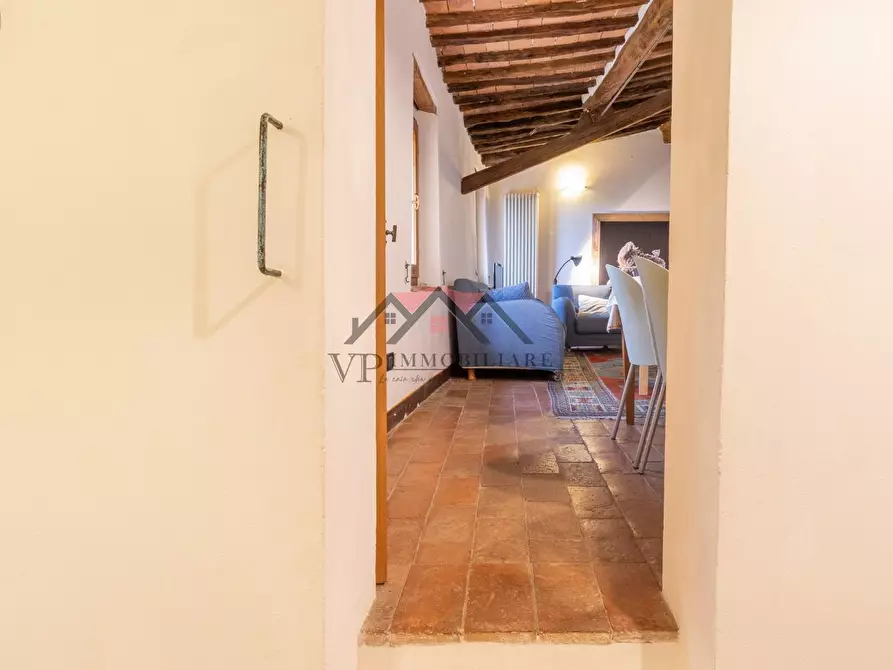 Immagine 37 di Appartamento in vendita  a Radicondoli