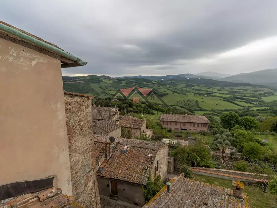 Immagine 48 di Appartamento in vendita  a Radicondoli