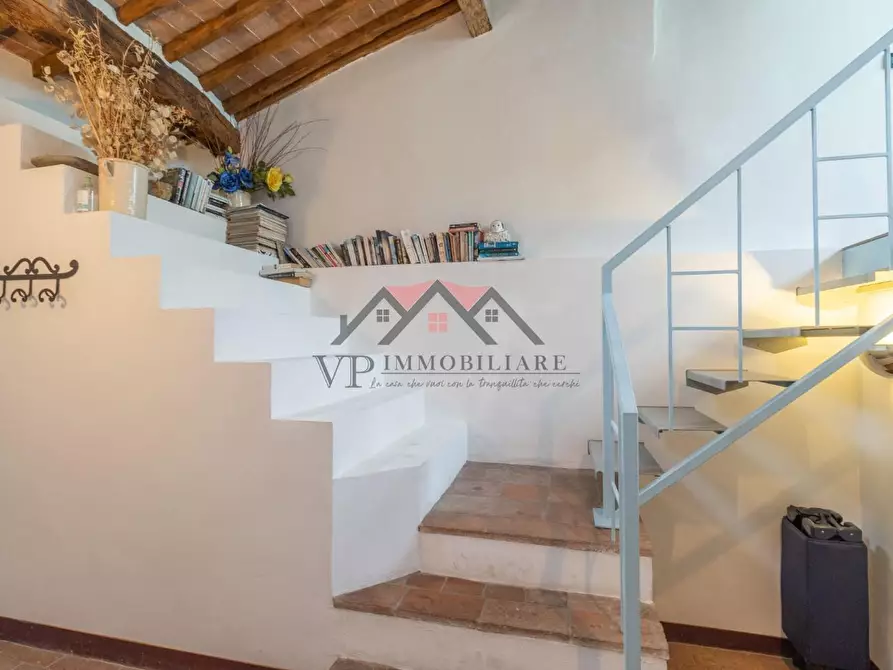 Immagine 16 di Appartamento in vendita  a Radicondoli