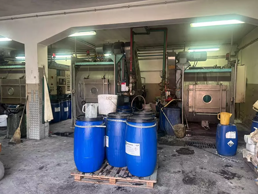 Immagine 3 di Capannone industriale in vendita  a Santa Croce Sull'arno