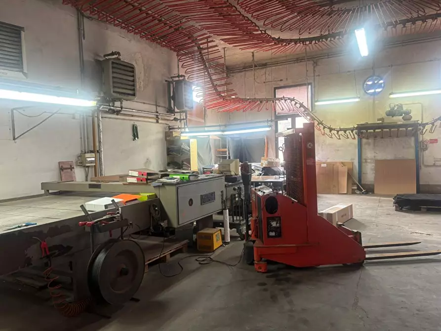 Immagine 6 di Capannone industriale in vendita  a Santa Croce Sull'arno