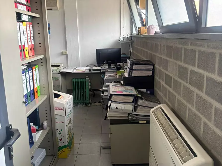 Immagine 9 di Capannone industriale in vendita  a Santa Croce Sull'arno