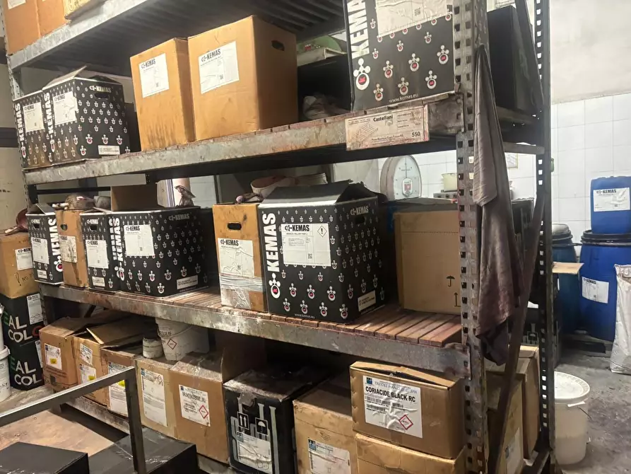 Immagine 5 di Capannone industriale in vendita  a Santa Croce Sull'arno