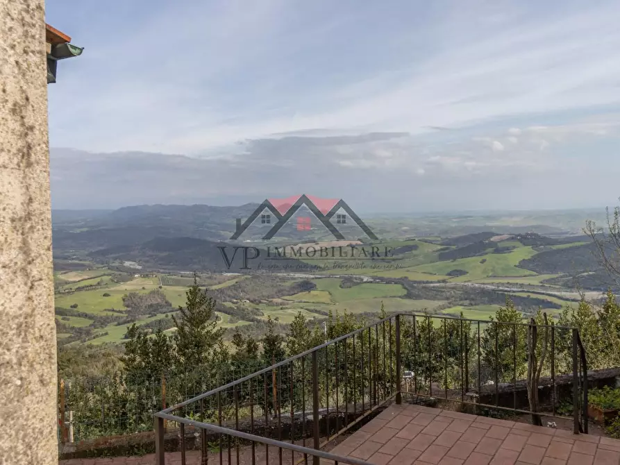 Immagine 4 di Appartamento in vendita  a Pomarance