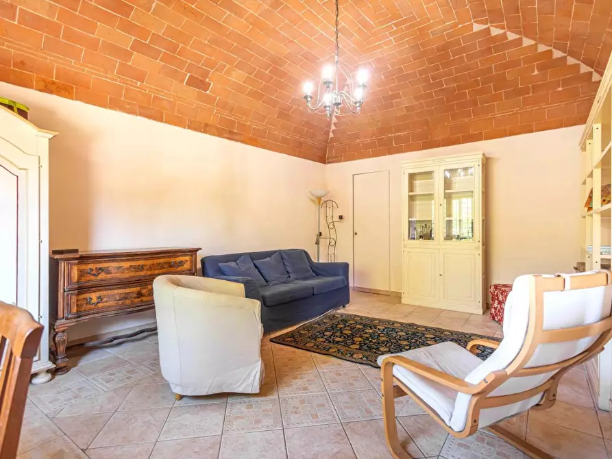 Immagine 3 di Rustico / casale in vendita  a Cascina