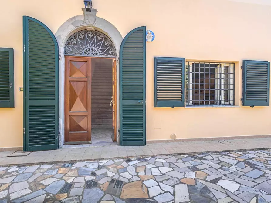 Immagine 9 di Rustico / casale in vendita  a Cascina