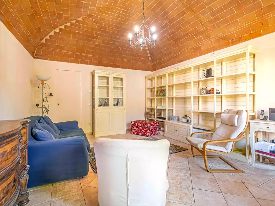 Immagine 4 di Rustico / casale in vendita  a Cascina