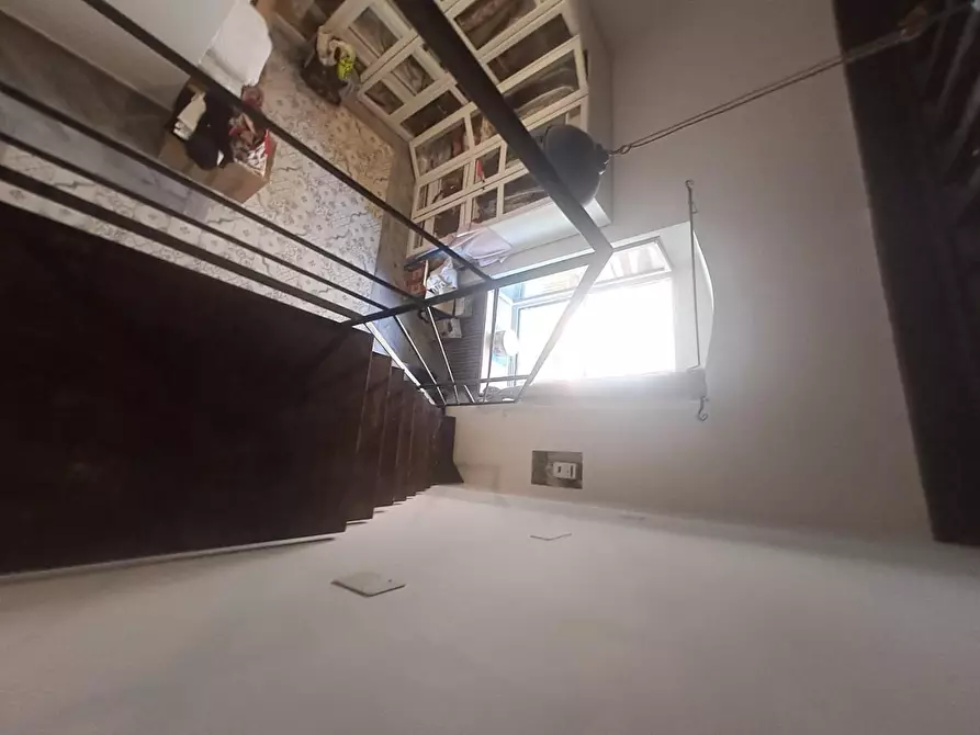 Immagine 32 di Appartamento in vendita  a Livorno