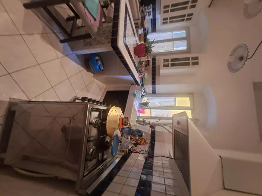 Immagine 21 di Appartamento in vendita  a Livorno