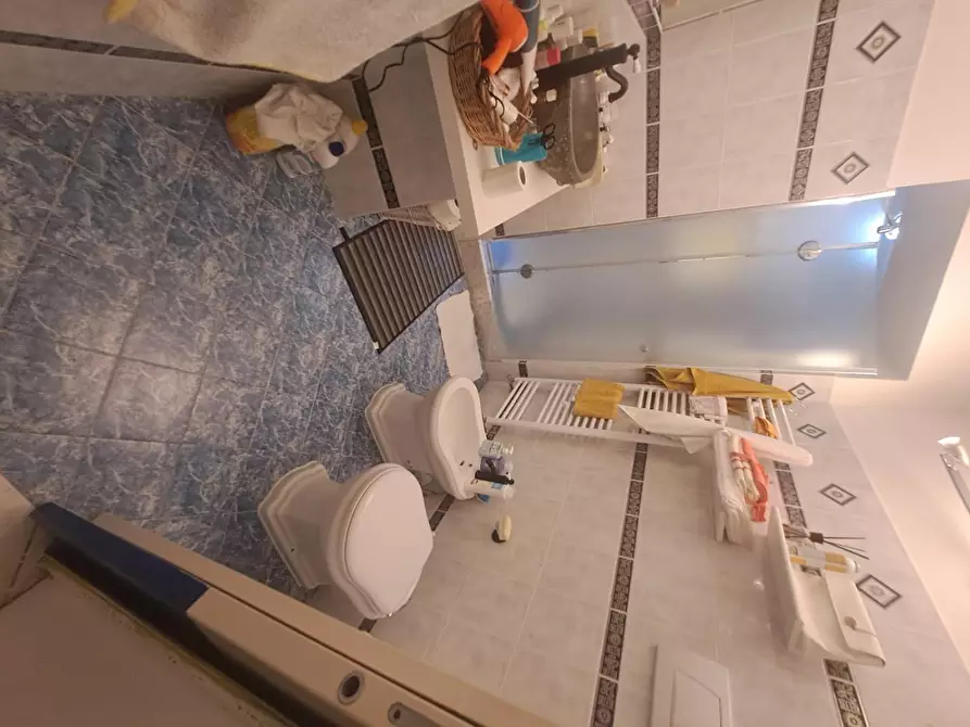 Immagine 24 di Appartamento in vendita  a Livorno