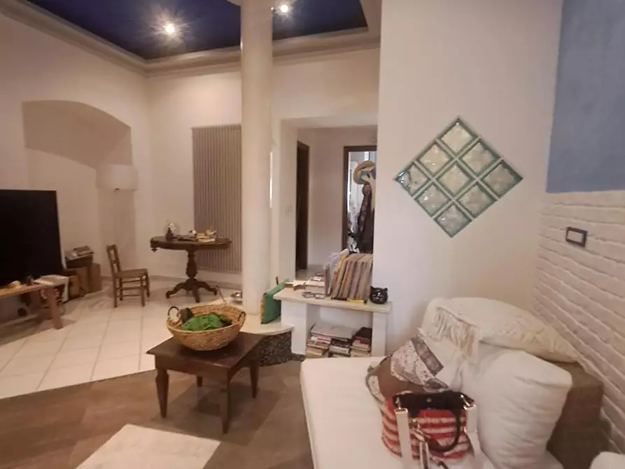 Immagine 1 di Appartamento in vendita  a Livorno