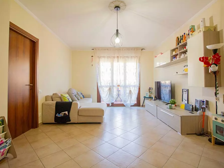 Immagine 1 di Appartamento in vendita  a Cascina