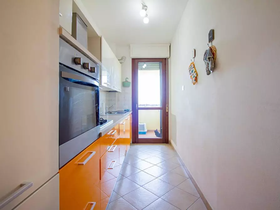 Immagine 8 di Appartamento in vendita  a Cascina