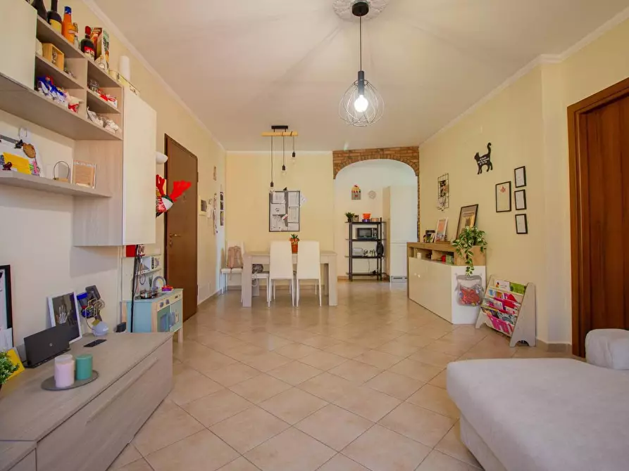 Immagine 5 di Appartamento in vendita  a Cascina