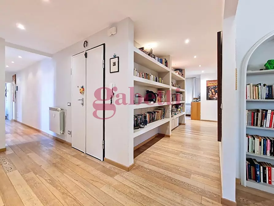 Immagine 12 di Mansarda in vendita  a Pisa