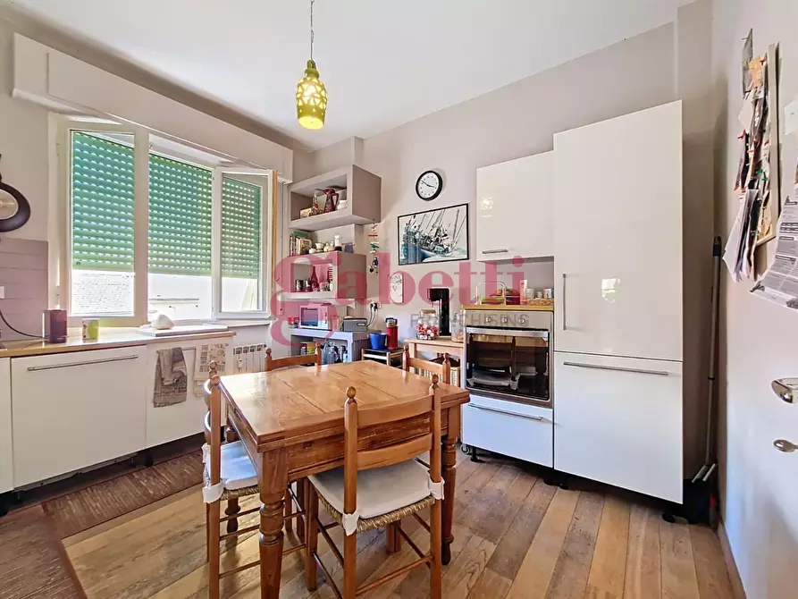 Immagine 25 di Mansarda in vendita  a Pisa