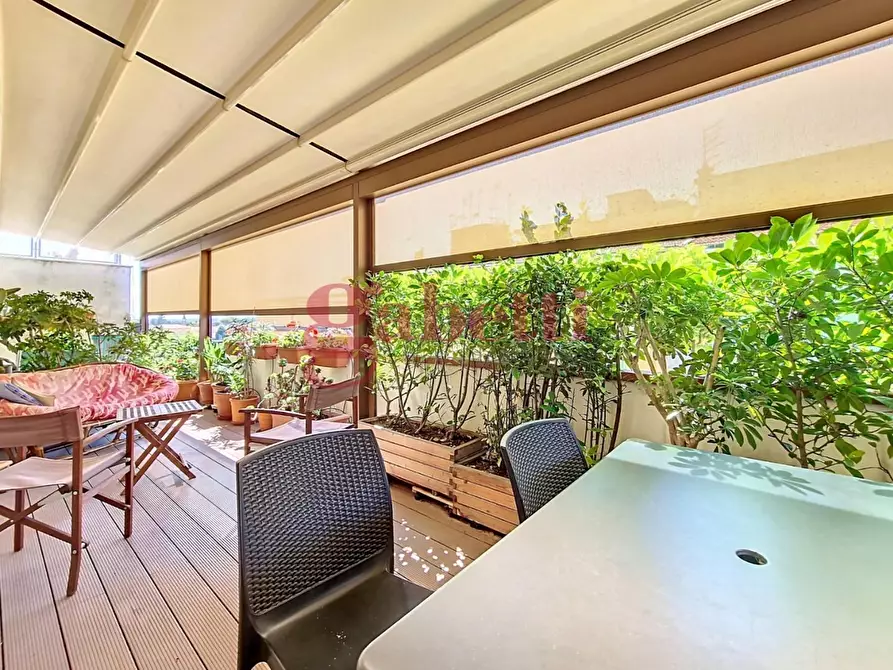 Immagine 2 di Mansarda in vendita  a Pisa