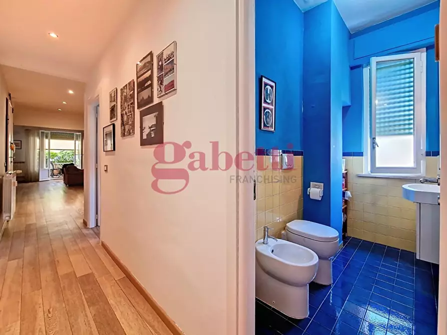 Immagine 31 di Mansarda in vendita  a Pisa