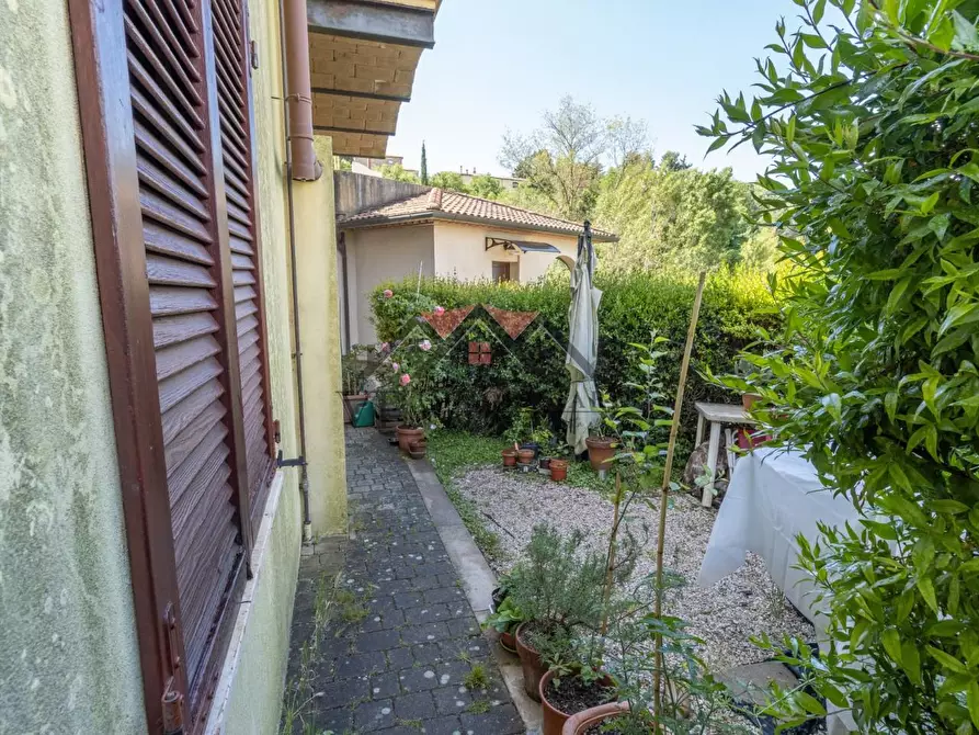 Immagine 4 di Appartamento in vendita  a Guardistallo