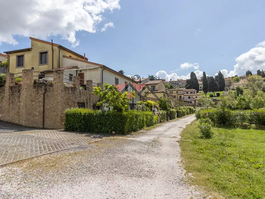 Immagine 15 di Appartamento in vendita  a Guardistallo