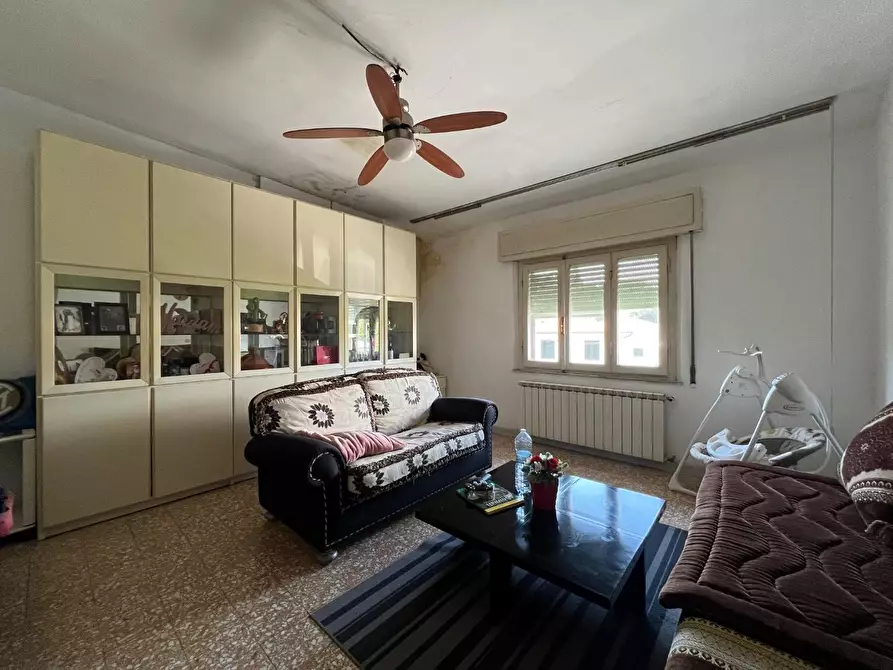 Immagine 2 di Appartamento in vendita  a Santa Maria A Monte