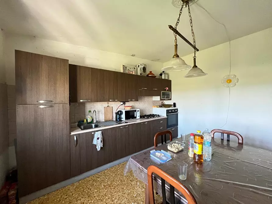 Immagine 6 di Appartamento in vendita  a Santa Maria A Monte