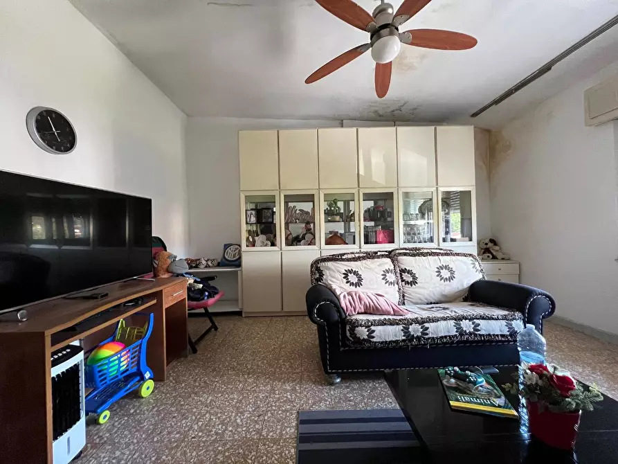 Immagine 3 di Appartamento in vendita  a Santa Maria A Monte