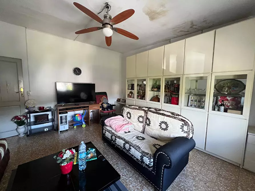 Immagine 4 di Appartamento in vendita  a Santa Maria A Monte