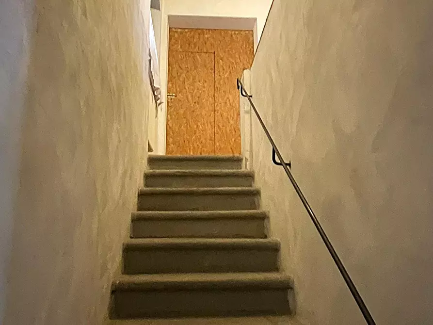 Immagine 51 di Casa colonica in vendita  a San Miniato