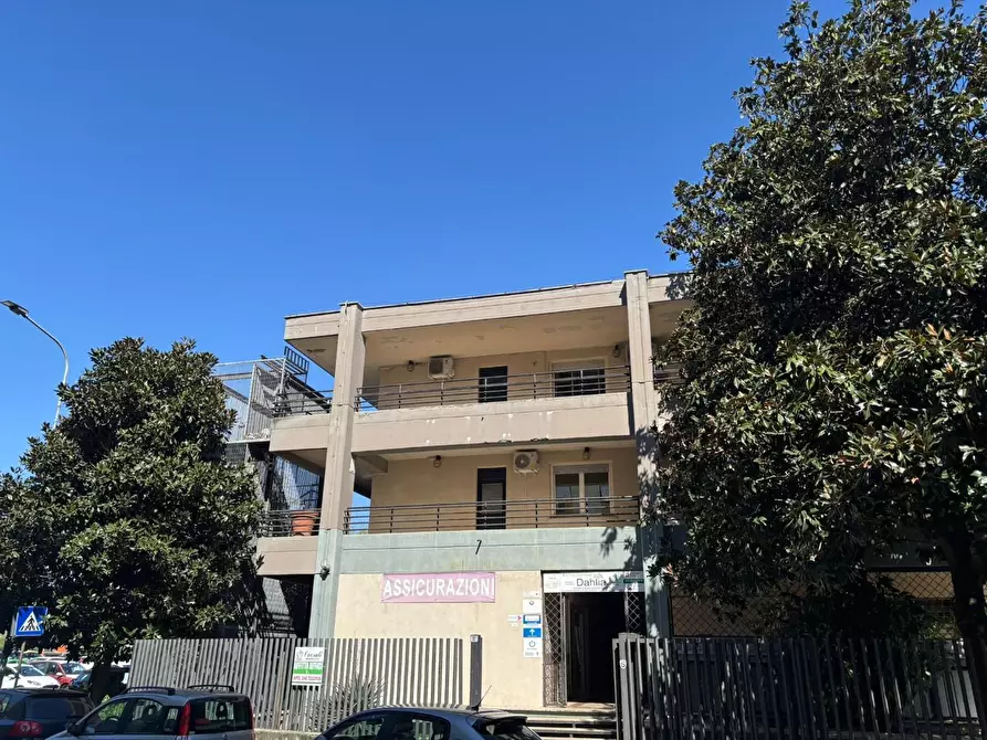 Immagine 13 di Ufficio in affitto  a Guidonia Montecelio