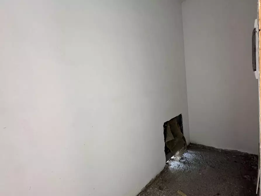 Immagine 6 di Mansarda in vendita  a Pontedera