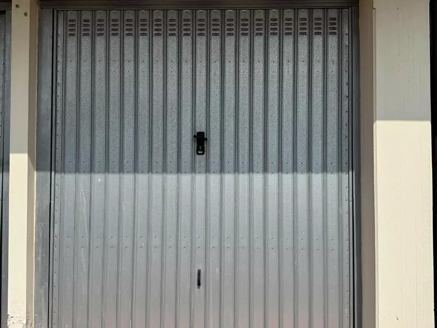 Immagine 14 di Mansarda in vendita  a Pontedera