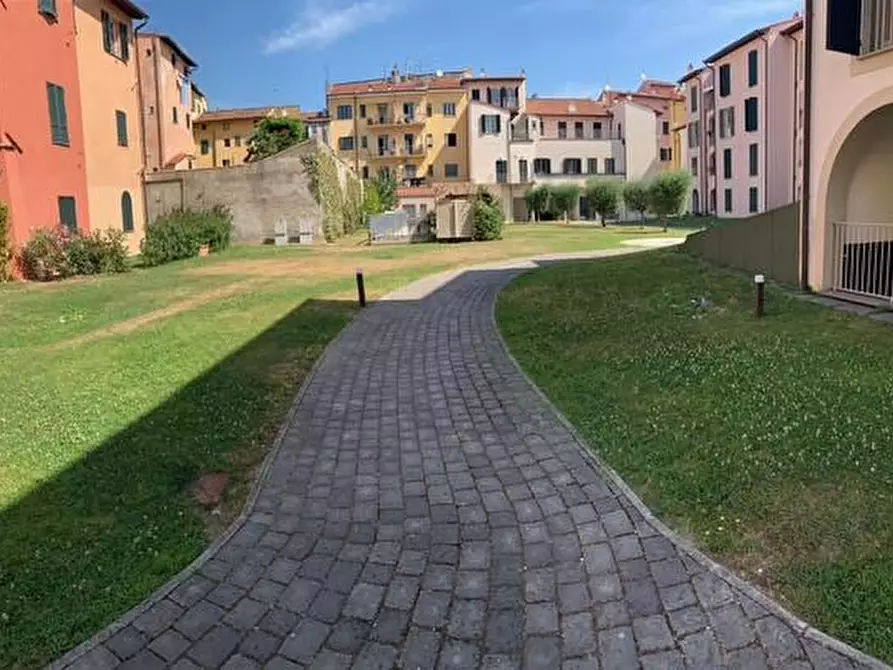 Immagine 26 di Appartamento in vendita  a Pisa